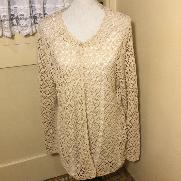 Beautiful knitted lace cartigan by Draper’s and Damon’s - Picture 13 of 13